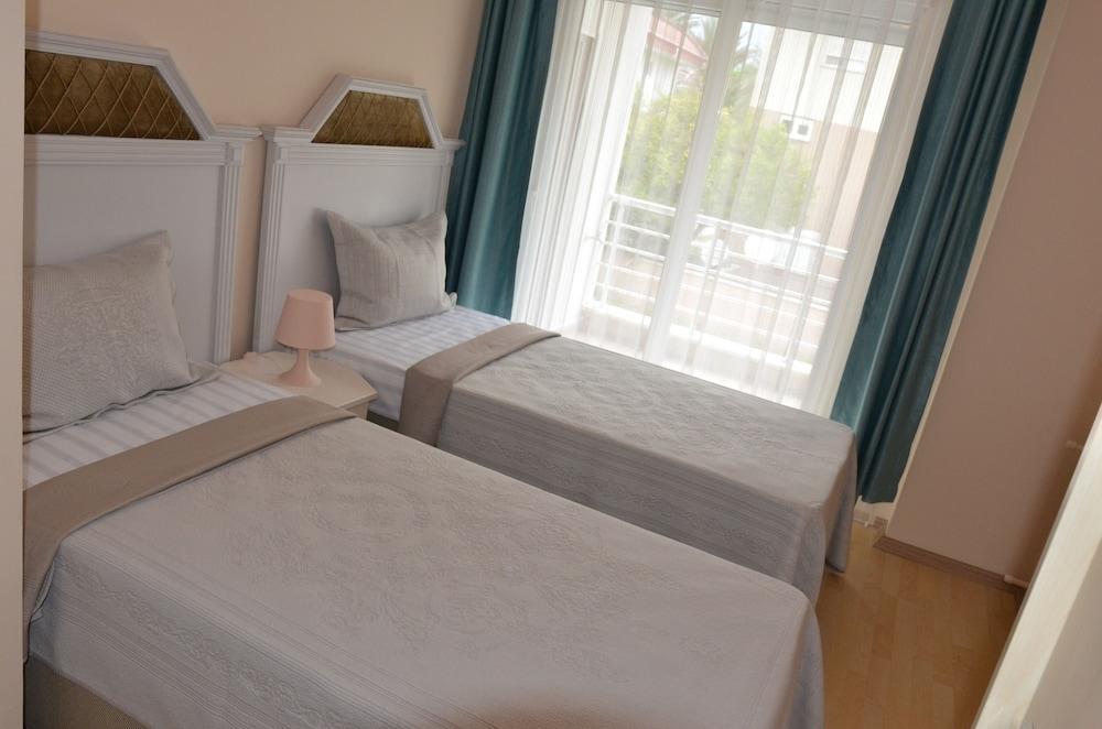 Monna Roza Family Suit Kemer Dış mekan fotoğraf