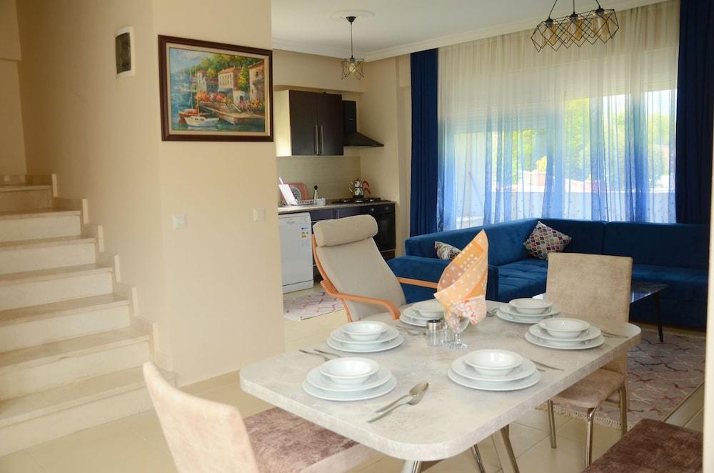 Monna Roza Family Suit Kemer Dış mekan fotoğraf